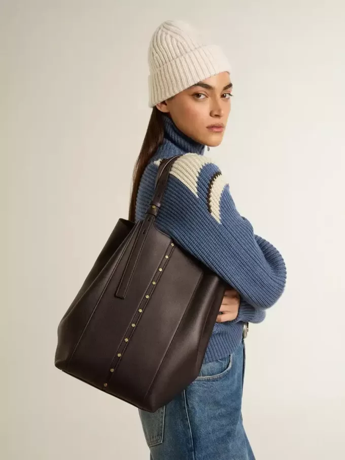 24/7 Bag North South in zwart leer met verstelbare hengsels