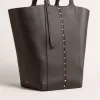 24/7 Bag North South in zwart leer met verstelbare hengsels