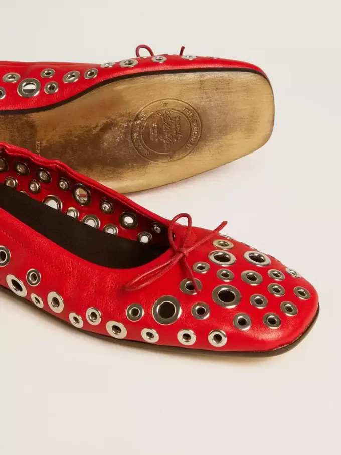 Amy ballerina’s van rood nappaleer met zilverkleurige studs