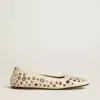 Amy ballerina’s van wit nappaleer met zilverkleurige studs