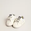 Baby Old School met suède ster en lichtblauwe leren hiellip