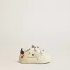 Baby School in nappaleer met muzikale print en witte suède ster