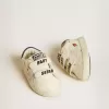 Baby School in nappaleer met muzikale print en witte suède ster