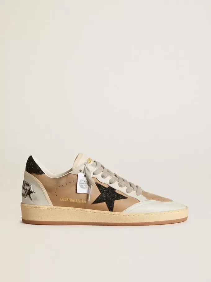 Ball Star in beige nubuck en nappa met zwarte Swarovski-kristallen ster