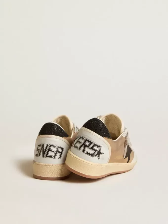 Ball Star in beige nubuck en nappa met zwarte Swarovski-kristallen ster
