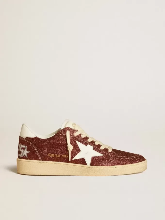 Ball Star in bordeauxrode glitter met witte leren ster en hielstuk
