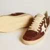 Ball Star in bordeauxrode glitter met witte leren ster en hielstuk