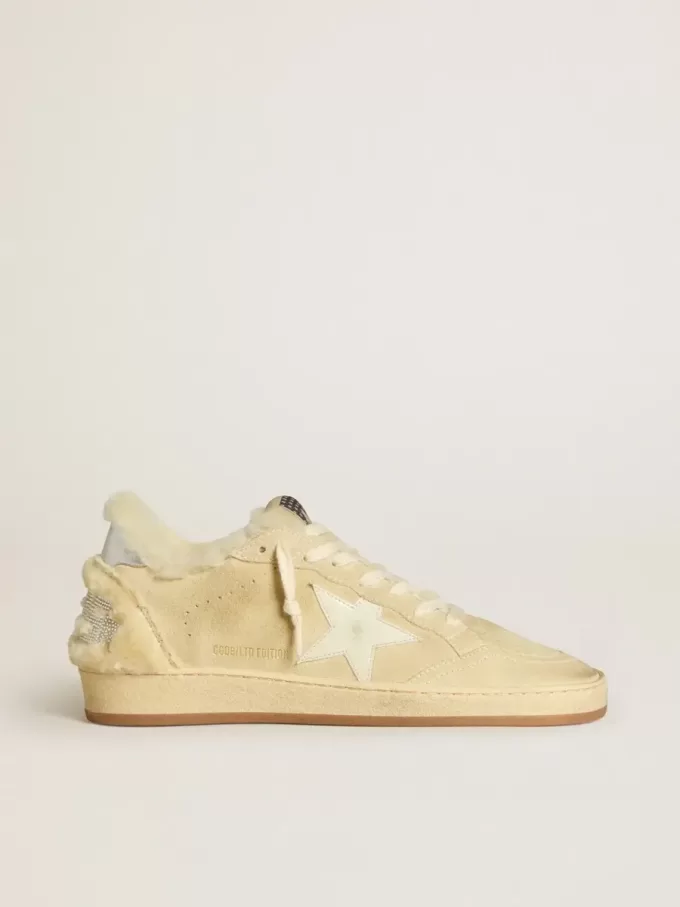 Ball Star LTD voor dames van suède en schapenvacht met witte lakleren ster
