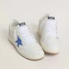 Ball Star met lichtblauwe leren ster en zilverkleurige leren hiellip.