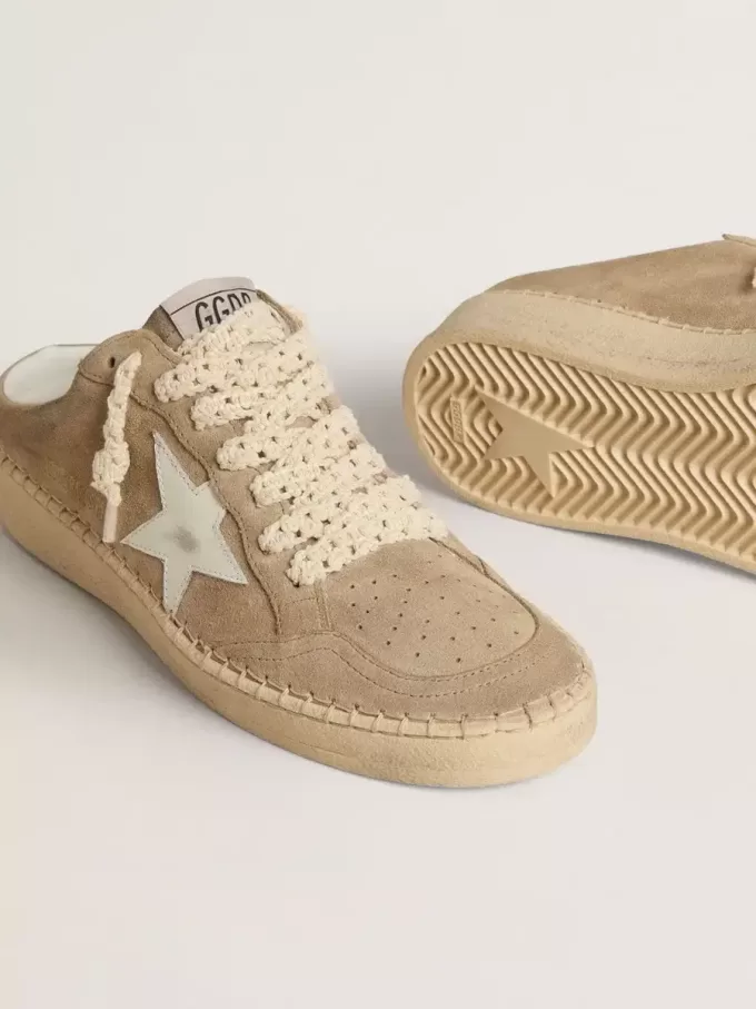 Ball Star Sabot voor dames in beige suède met witte leren ster