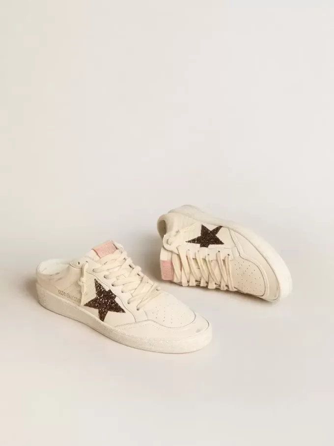 Ball Star Sabots in ivoorkleurig nappa met bronzen glitterster