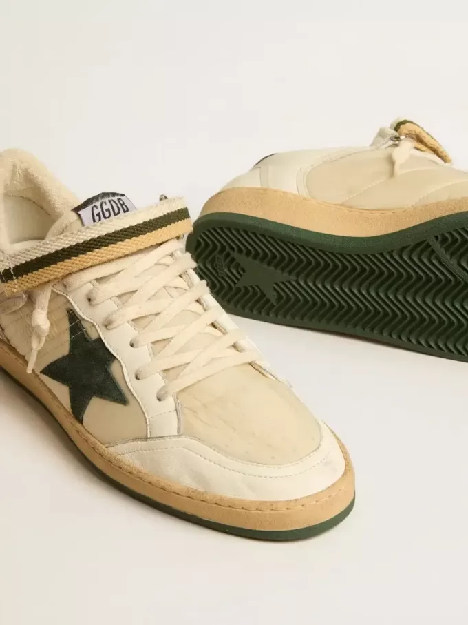 Ball Star van nylon en nappa met groene suède ster en hielstuk