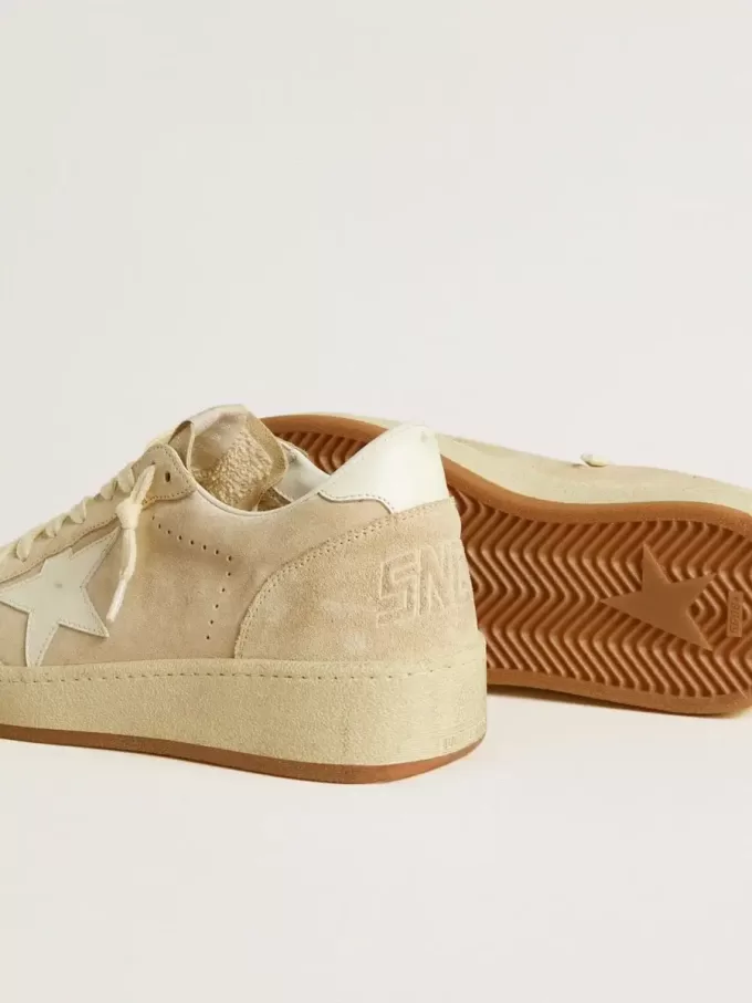 Ball Star voor dames in beige suède met witte leren ster en hielstuk