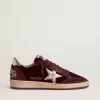 Ball Star voor dames in bordeauxrood fluweel met gouden metallic leren ster en hielstuk