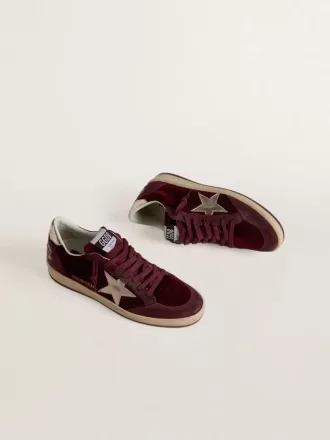 Ball Star voor dames in bordeauxrood fluweel met gouden metallic leren ster en hielstuk