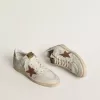 Ball Star voor dames in wit nappa en mesh met tabakskleurige nubuck ster en beige hielstuk