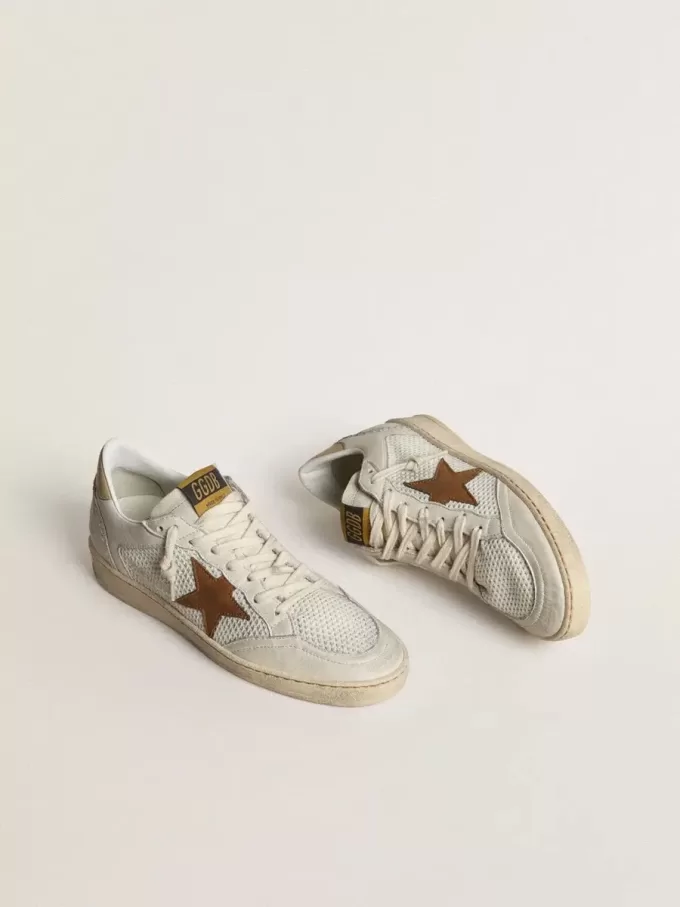 Ball Star voor dames in wit nappa en mesh met tabakskleurige nubuck ster en beige hielstuk
