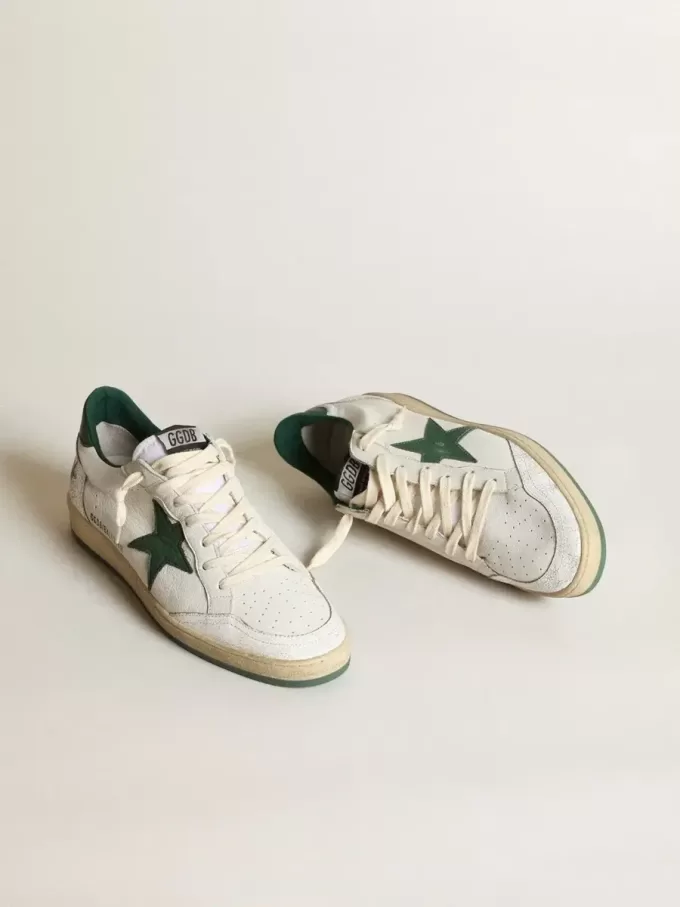 Ball Star voor dames in wit nappaleer met groene leren ster en hielstuk