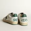 Ball Star voor dames in wit nappaleer met groene leren ster en hielstuk