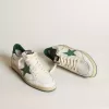 Ball Star voor heren in wit nappaleer met groene leren ster en hielstuk.