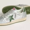 Ball Star voor heren in zilverkleurig nylon met groene leren ster en hielstuk