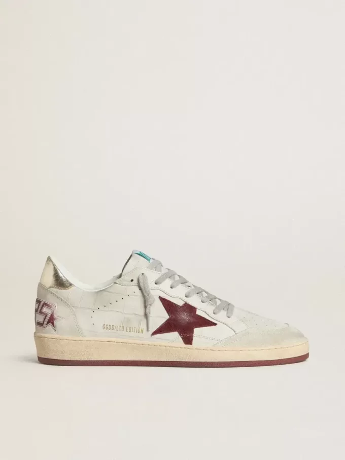 Ball Star voor heren van nubuck met krokodillenprint en bordeauxrode suède ster