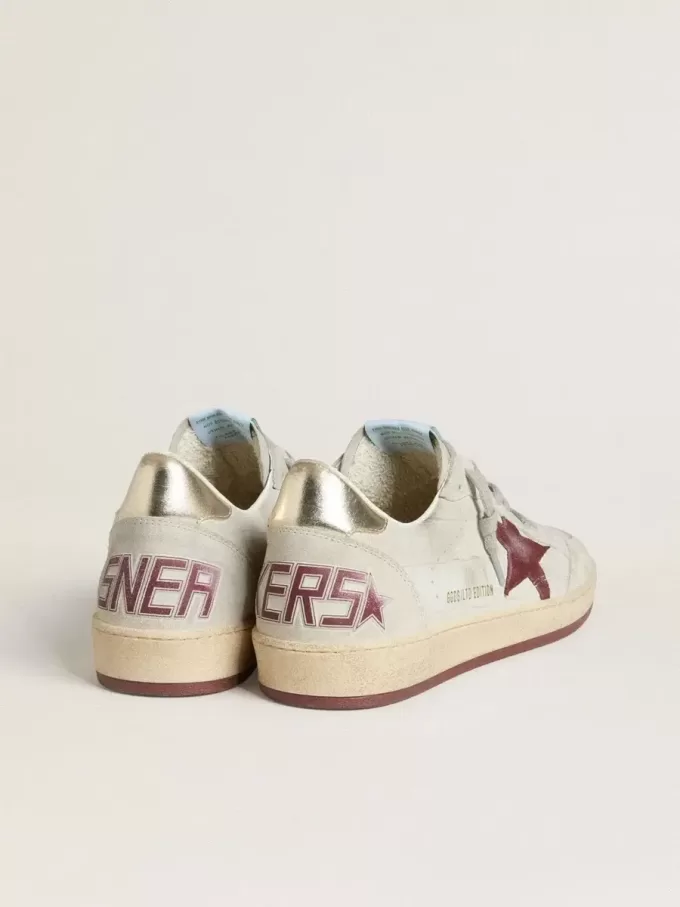 Ball Star voor heren van nubuck met krokodillenprint en bordeauxrode suède ster