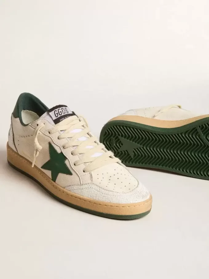 Ball Star Wishes voor dames in wit nappaleer met groene leren ster en hielstuk