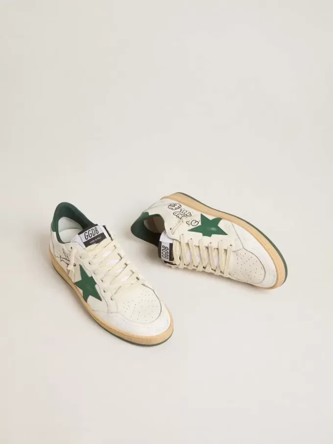 Ball Star Wishes voor heren in wit nappaleer met groene leren ster en hielstuk