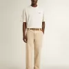Beige chino voor heren met een doorleefde look