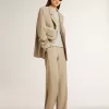 Beige damesjasje met krijtstreep en oversized pasvorm