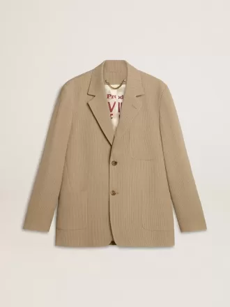 Beige herenjas met krijtstreep en enkele rij knopen, oversized pasvorm