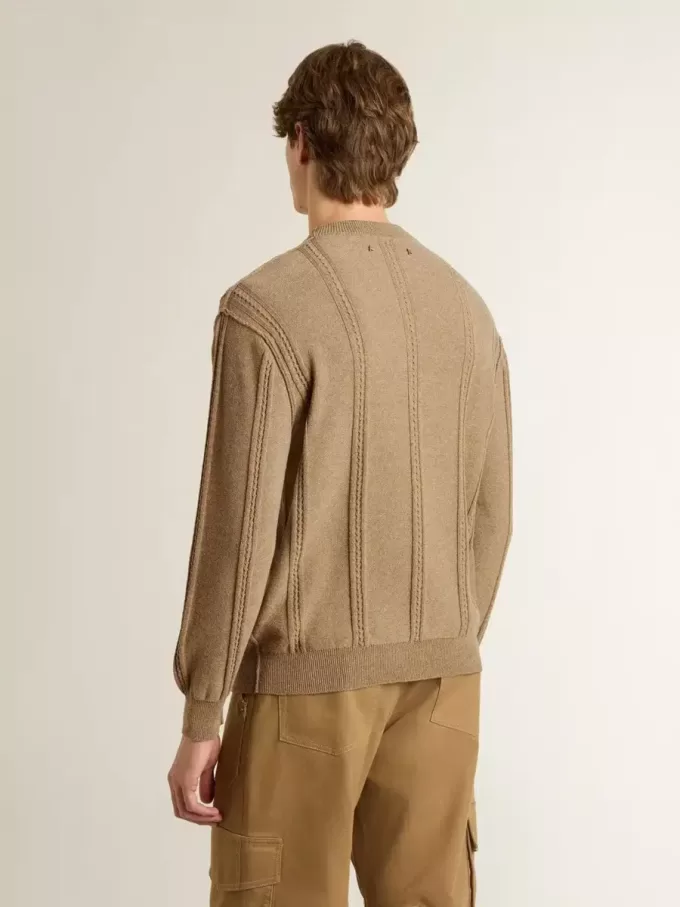 Beige herentrui met geborduurd logo