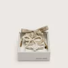 Beige ‘Sparkling’-veters met borduursels, applicaties met kralen en gouden bedeltjes