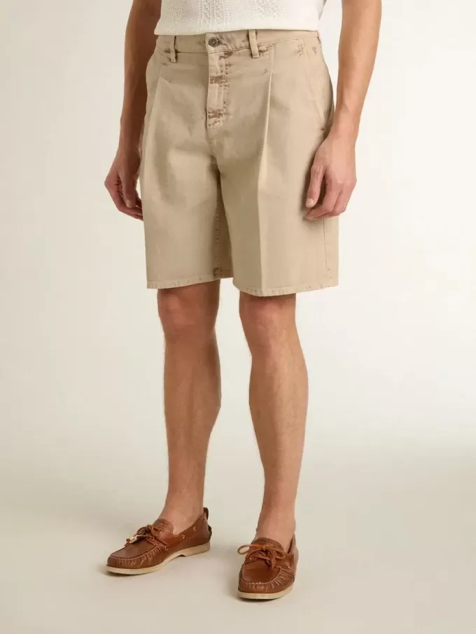 Bermudashort voor heren in beige denim met een doorleefde afwerking