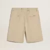 Bermudashort voor heren in beige denim met een doorleefde afwerking