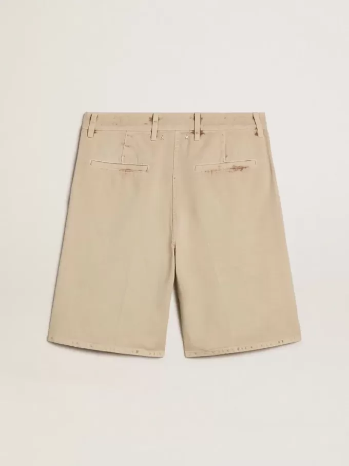 Bermudashort voor heren in beige denim met een doorleefde afwerking
