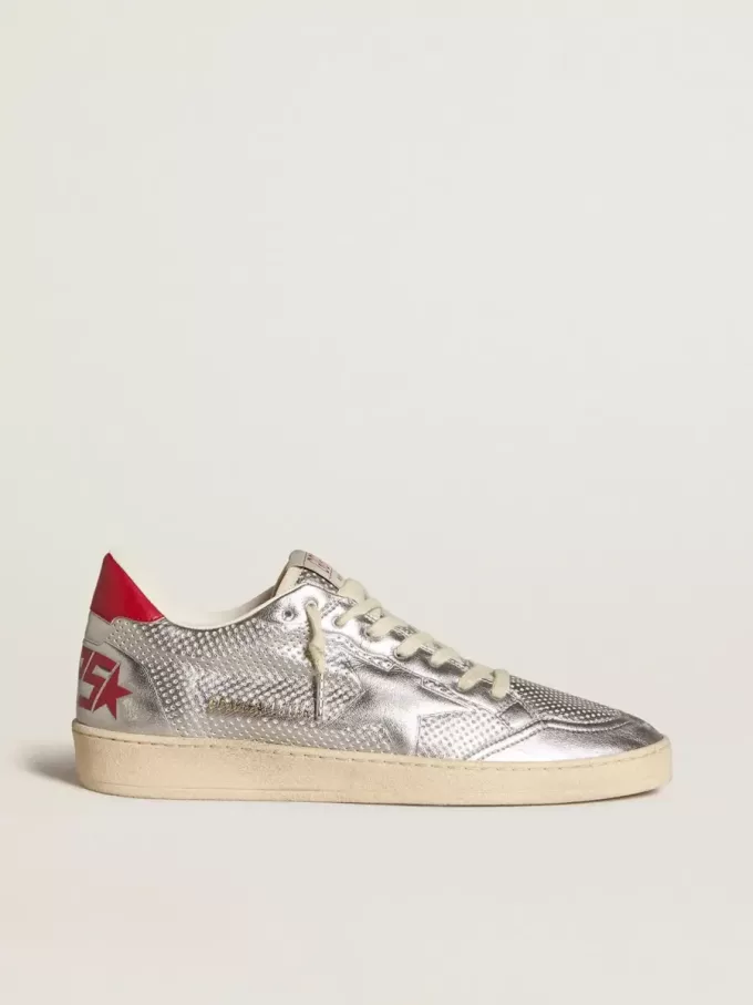 Bio-based Ball Star in metallic zilver met zilveren ster en rode hiellip