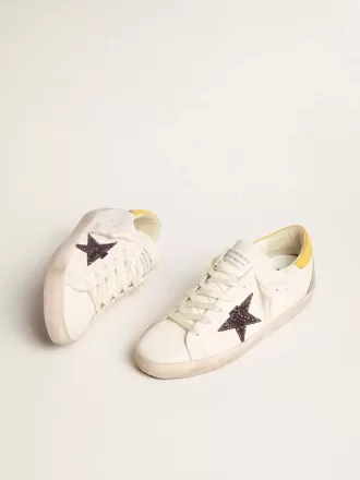 Bio-based Super-Star voor dames met rode glitterster en leren hielstuk