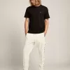 Black Star Collection T-shirt met ton sur ton ster op de voorkant