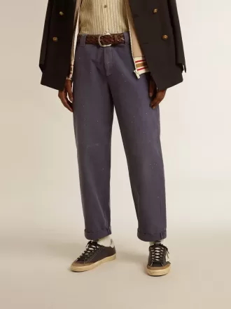 Blauwe chino voor heren met een doorleefd effect