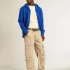 Blauwe hoodie voor heren met opschrift op de achterkant