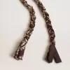 Bordeauxrode gevlochten stoffen bedel met messing ketting