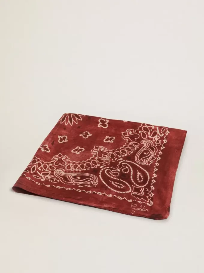 Bordeauxrode sjaal met paisleypatroon