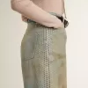 Boyfriend-jeans voor dames met een doorleefd effect, zandwas en studs