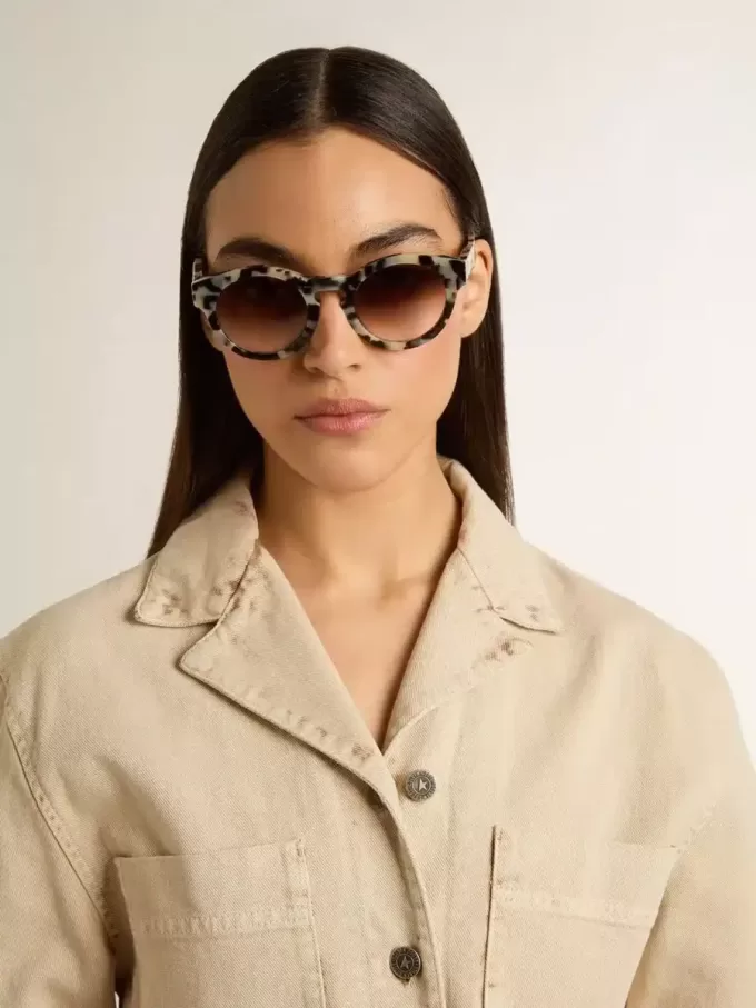Cameron-stijl zonnebril met schildpadmotief