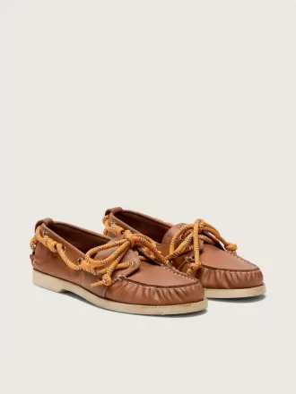 Cruise-loafers voor dames van tabakskleurig leer met oranje wandelschoenveters
