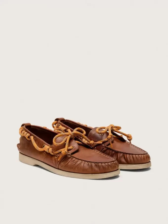 Cruise-loafers voor heren van tabakskleurig leer met oranje wandelveters