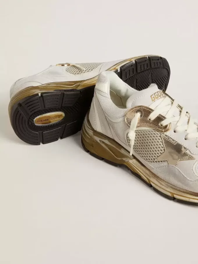 Dad-Star voor dames in mesh en wit suède met gouden folie ster