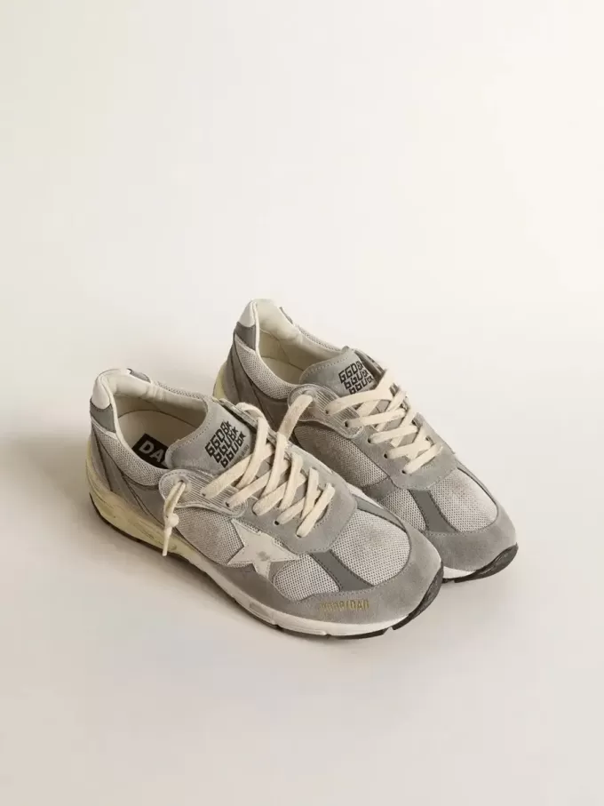 Dad-Star voor dames in suède en zilverkleurig mesh met witte leren ster en hielstuk